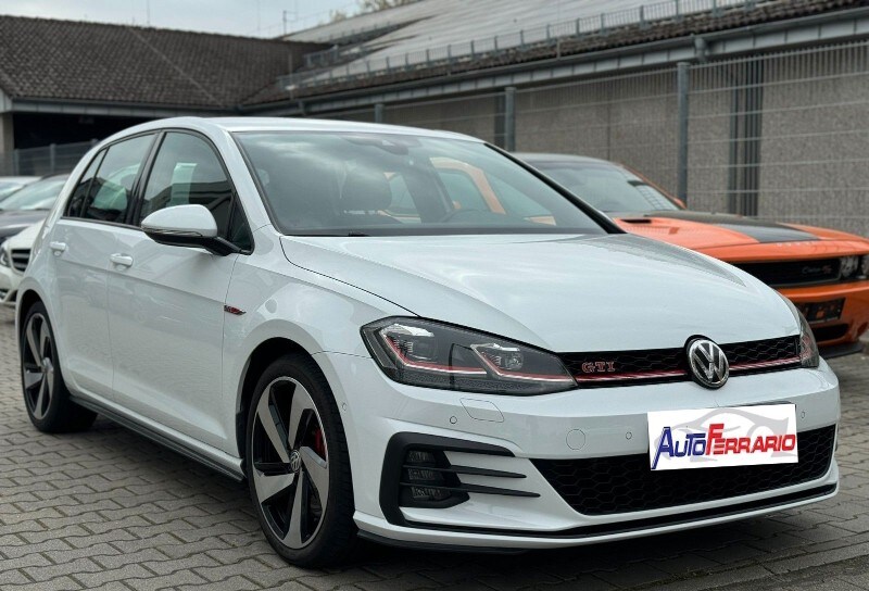 VOLKSWAGEN Golf 7ª serie