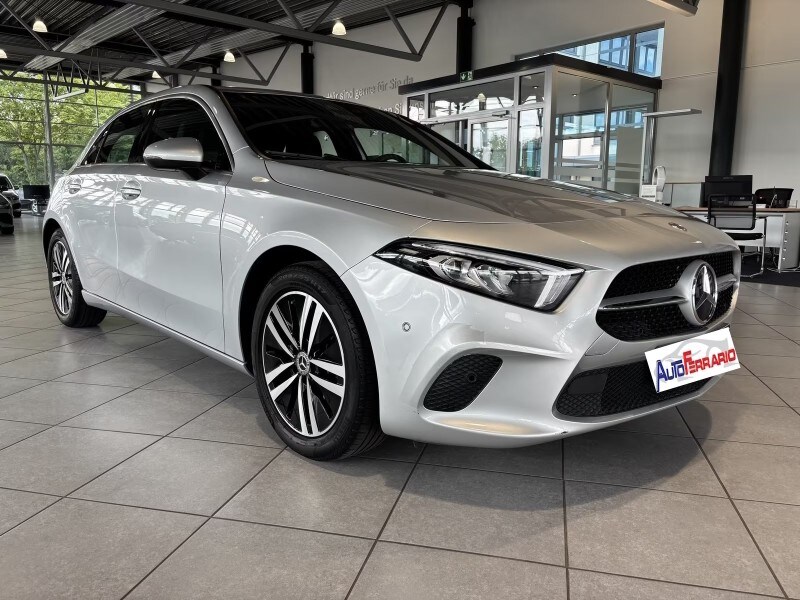 MERCEDES Classe A     (W177)