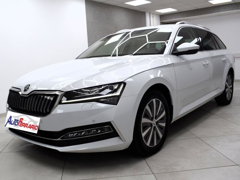 Foto SKODA Superb 3ª serie