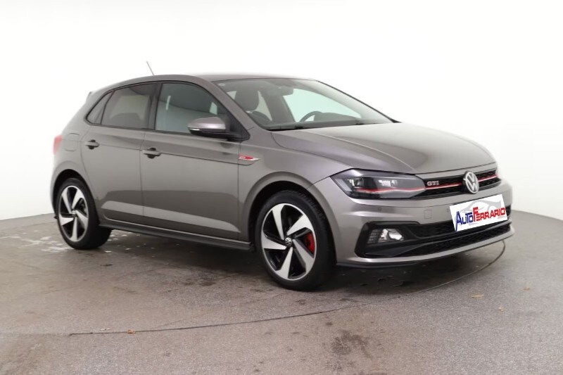 VOLKSWAGEN Polo 6ª serie