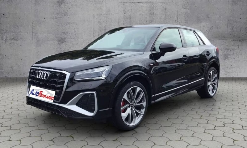 AUDI Q2