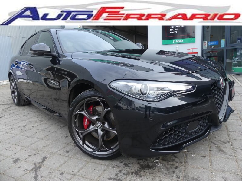 ALFA ROMEO Giulia (2016)