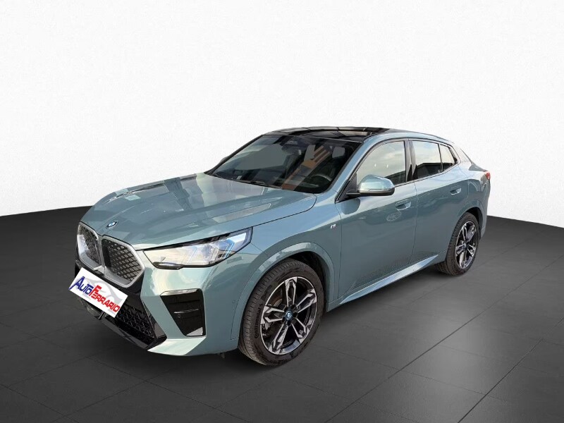 BMW iX2           (U10)