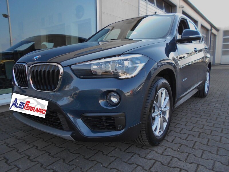 BMW X1            (F48)