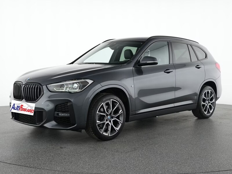 BMW X1            (F48)