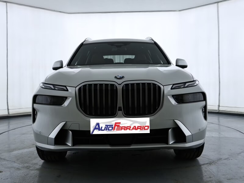 BMW X7            (G07)