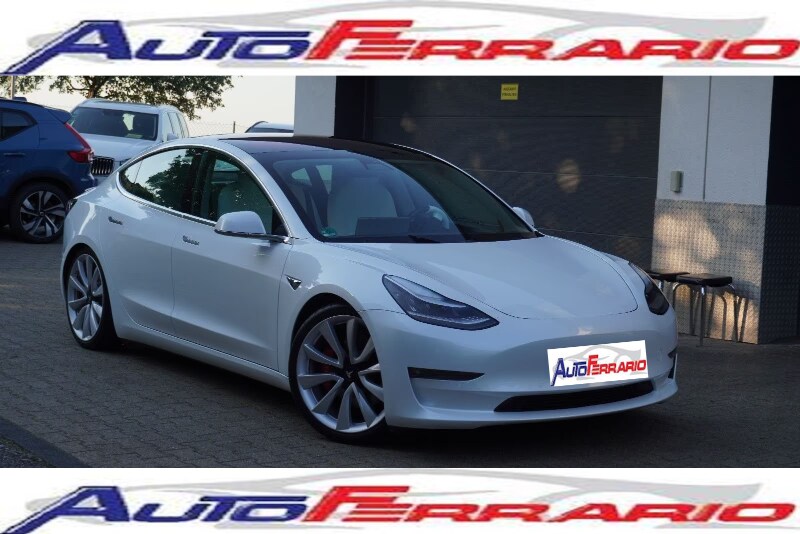 TESLA Model 3