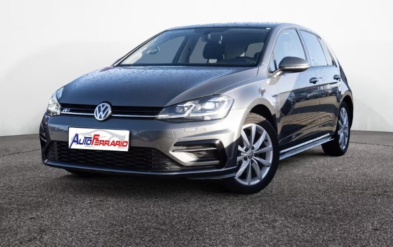 Foto VOLKSWAGEN Golf 7ª serie