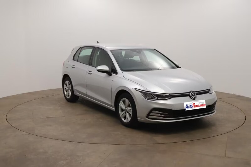 VOLKSWAGEN Golf 8ª serie