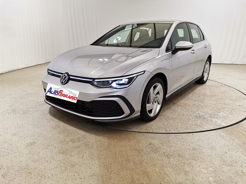 VOLKSWAGEN Golf 8ª serie