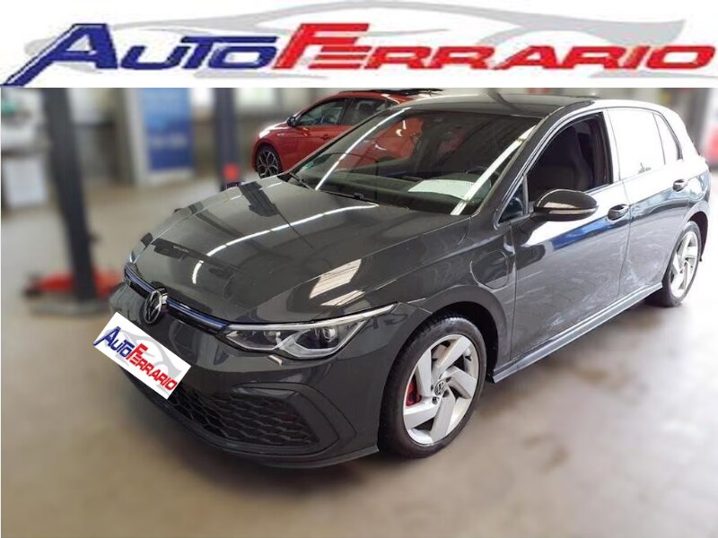 VOLKSWAGEN Golf 8ª serie