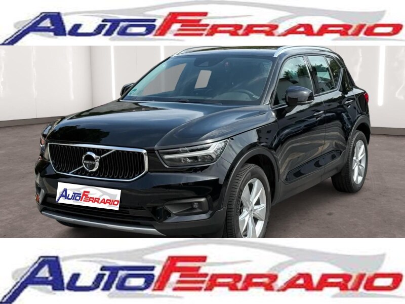 VOLVO XC40 (2017-->)