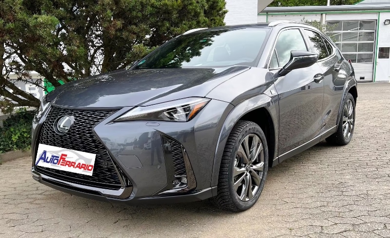LEXUS UX