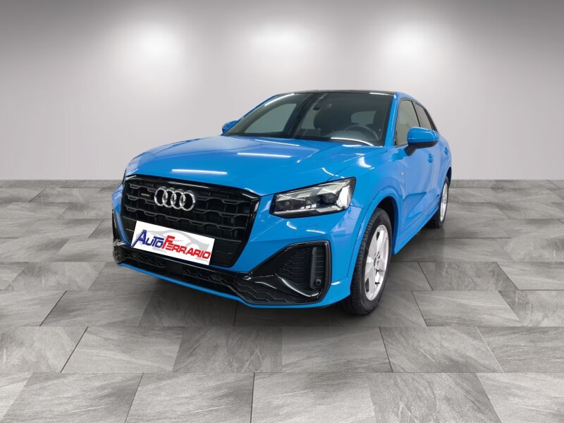 AUDI Q2
